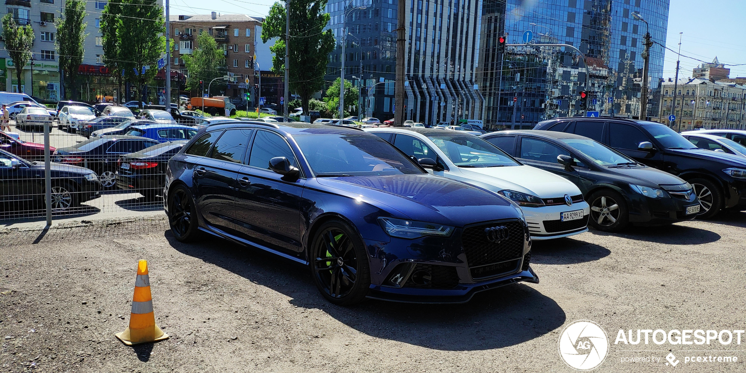 Audi RS6 Avant C7 2015