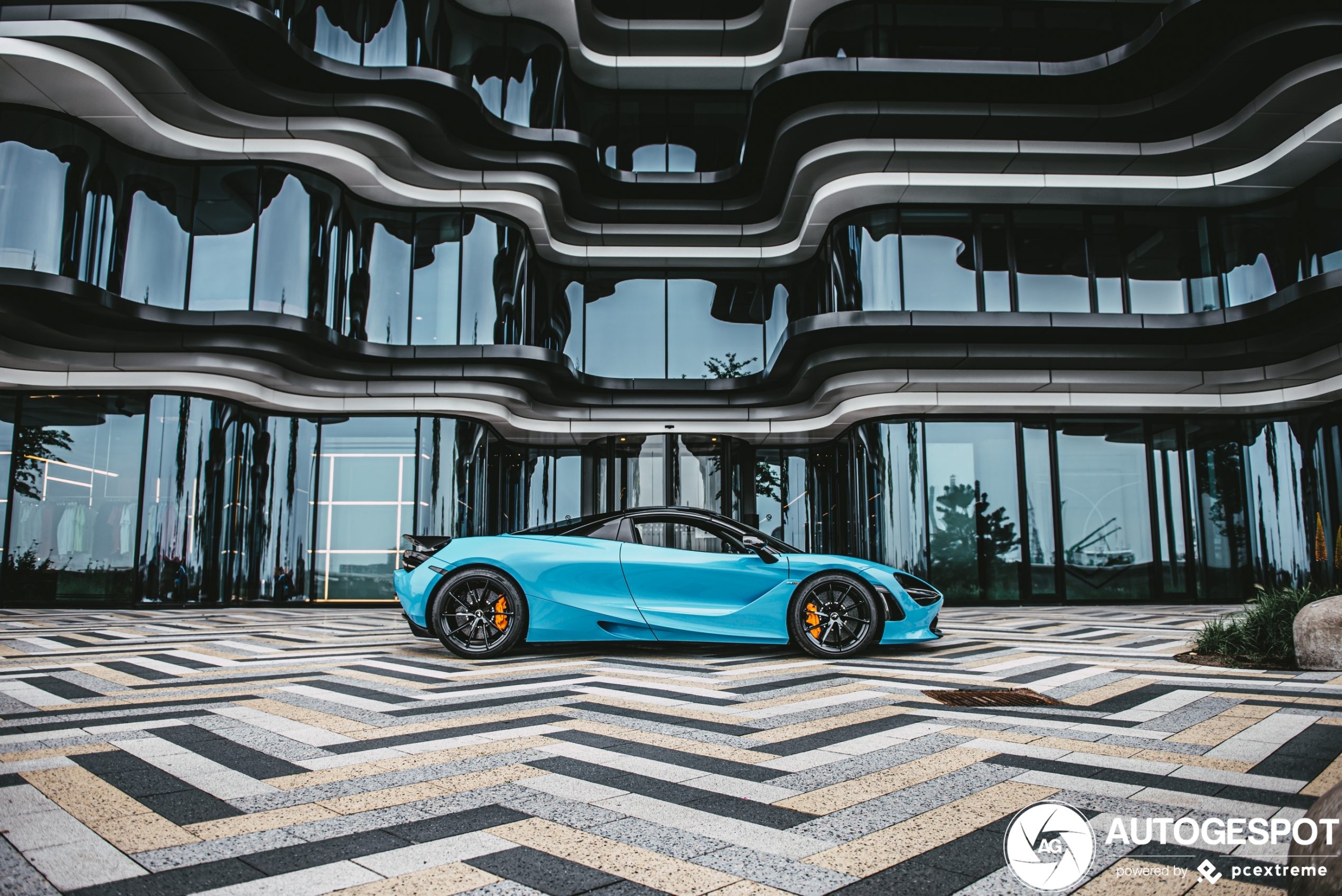 McLaren 720S Spider