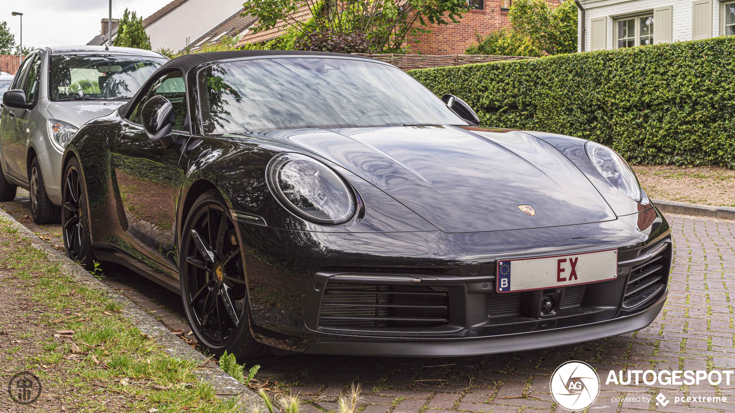 Porsche 992 Carrera 4S Cabriolet