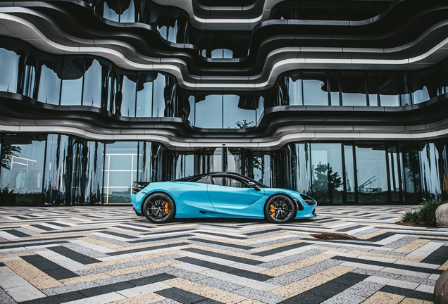 McLaren 720S Spider