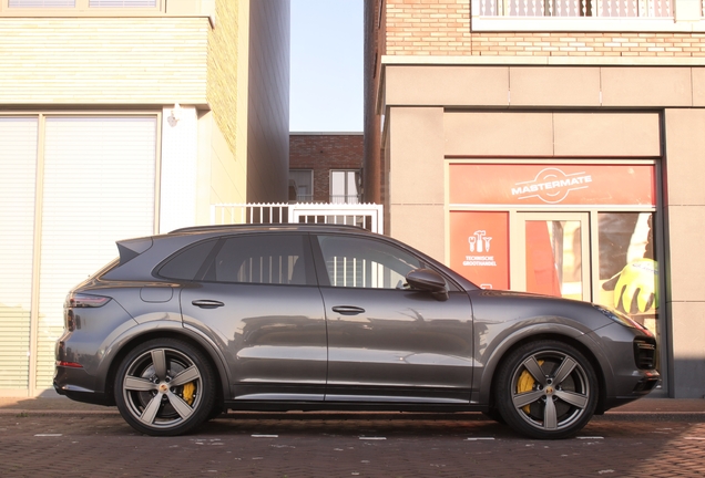 Porsche Cayenne Turbo S E-Hybrid