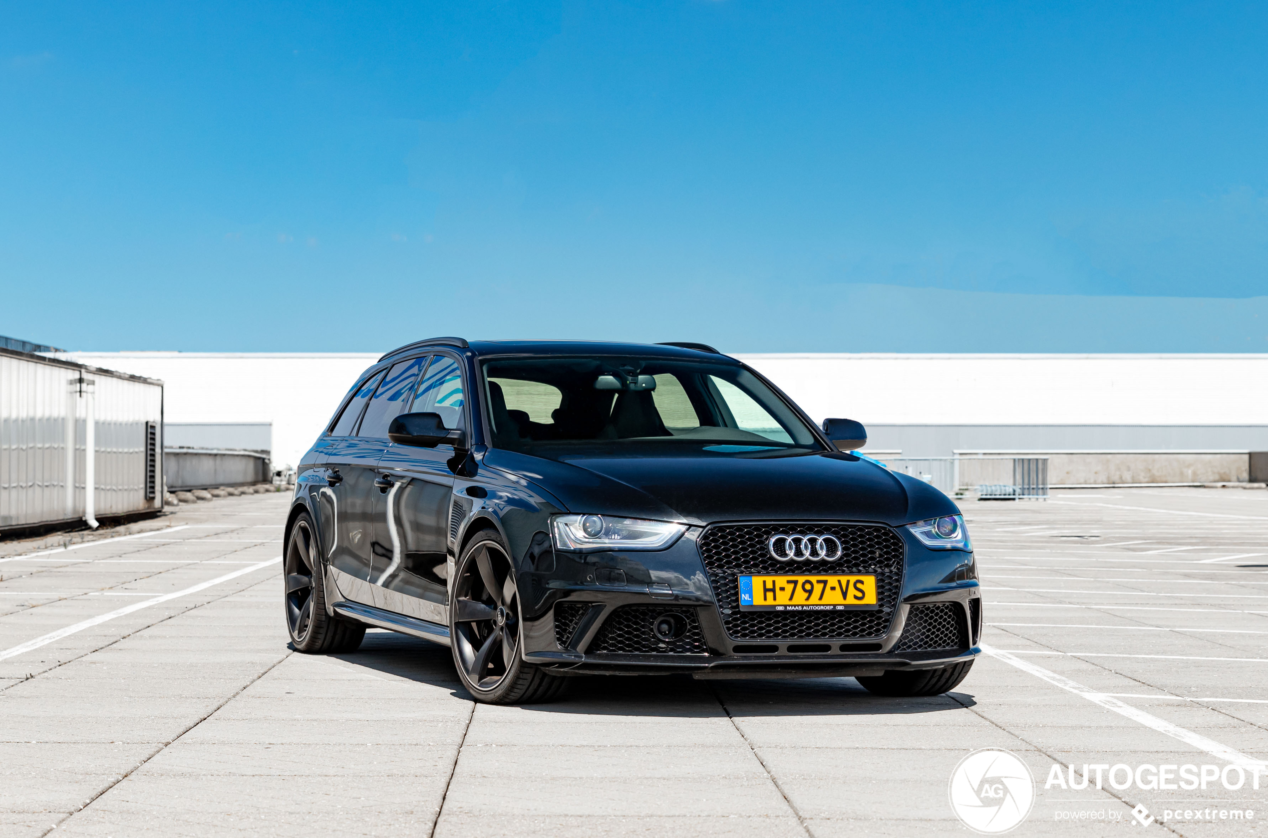 Audi RS4 Avant B8