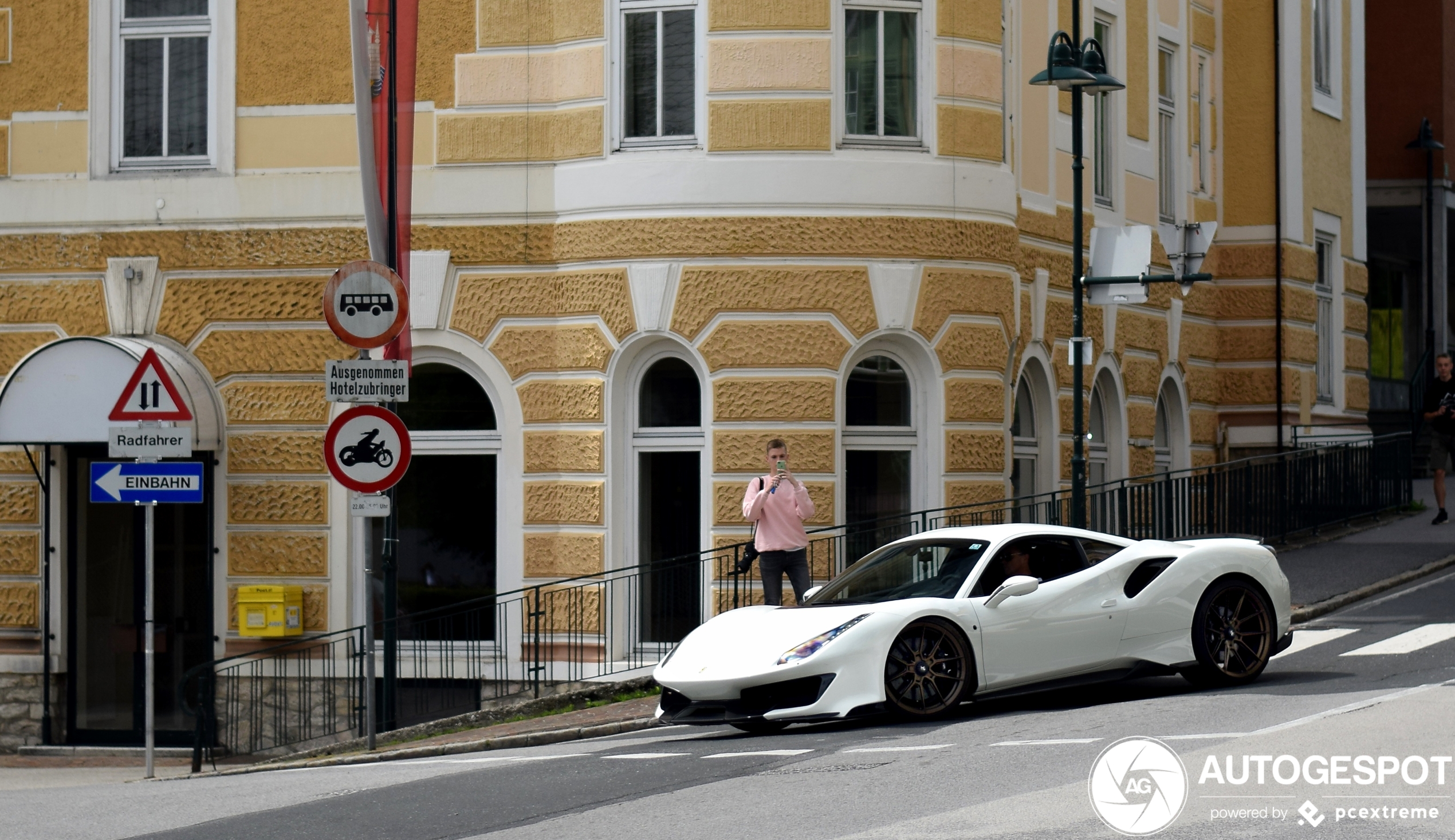 Ferrari 488 Pista Novitec Rosso