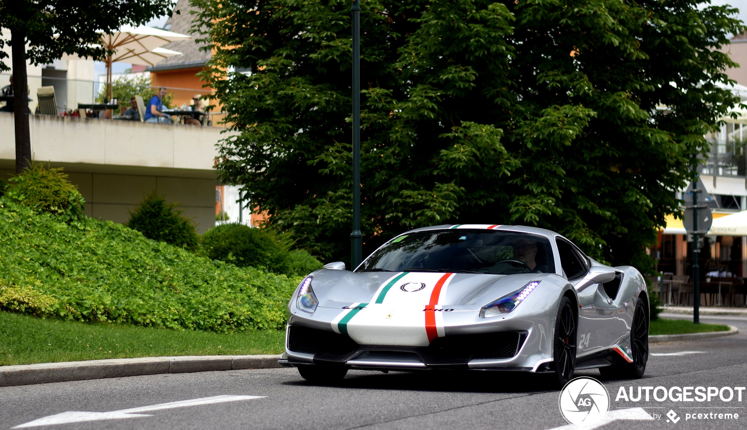 Ferrari 488 Pista Piloti