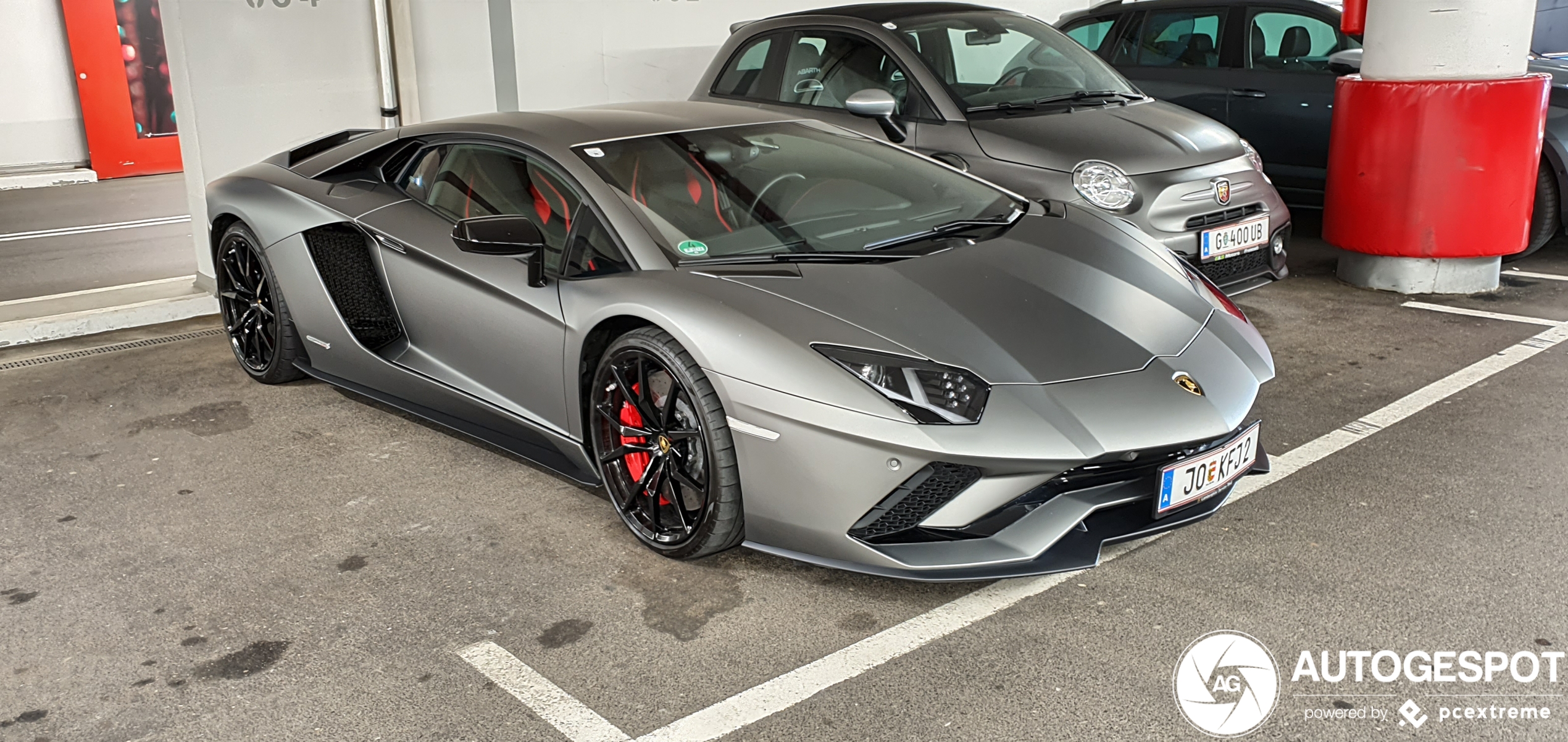 Lamborghini Aventador S LP740-4