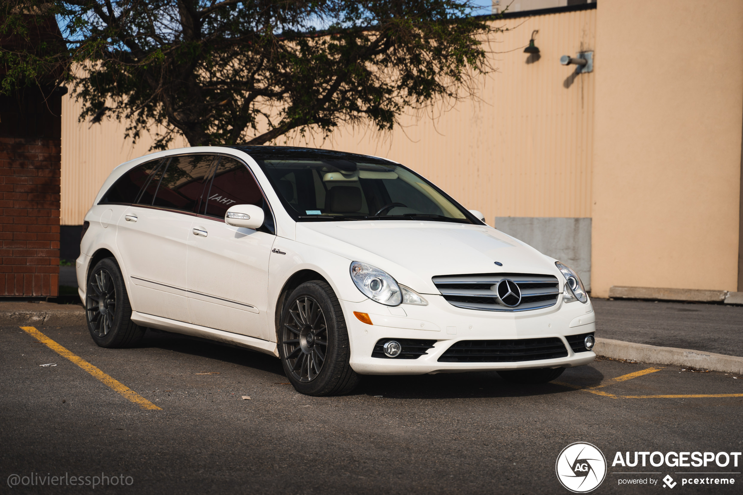 Mercedes-Benz R 63 AMG