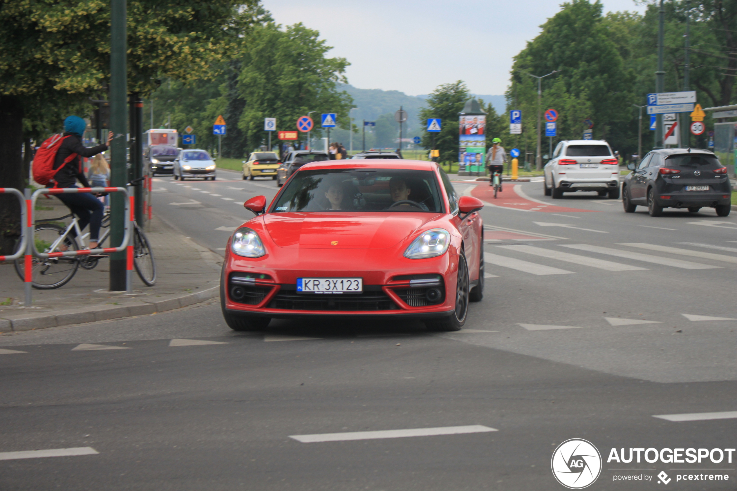 Porsche 971 Panamera Turbo