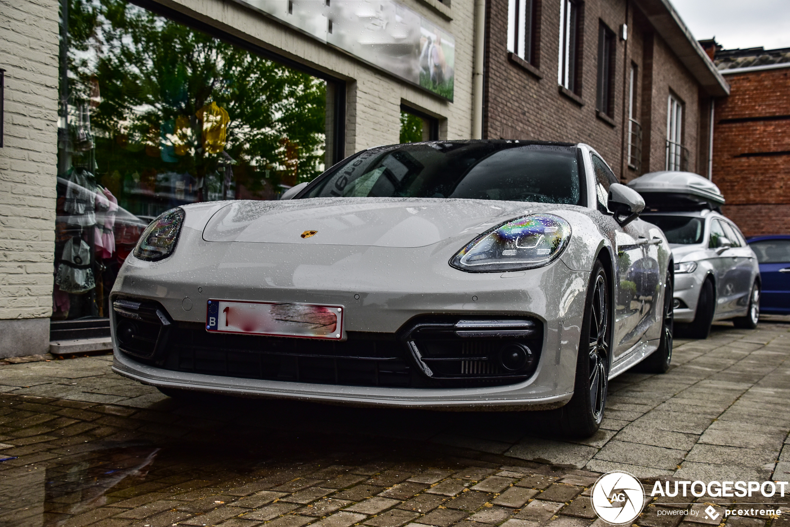 Porsche 971 Panamera Turbo S E-Hybrid