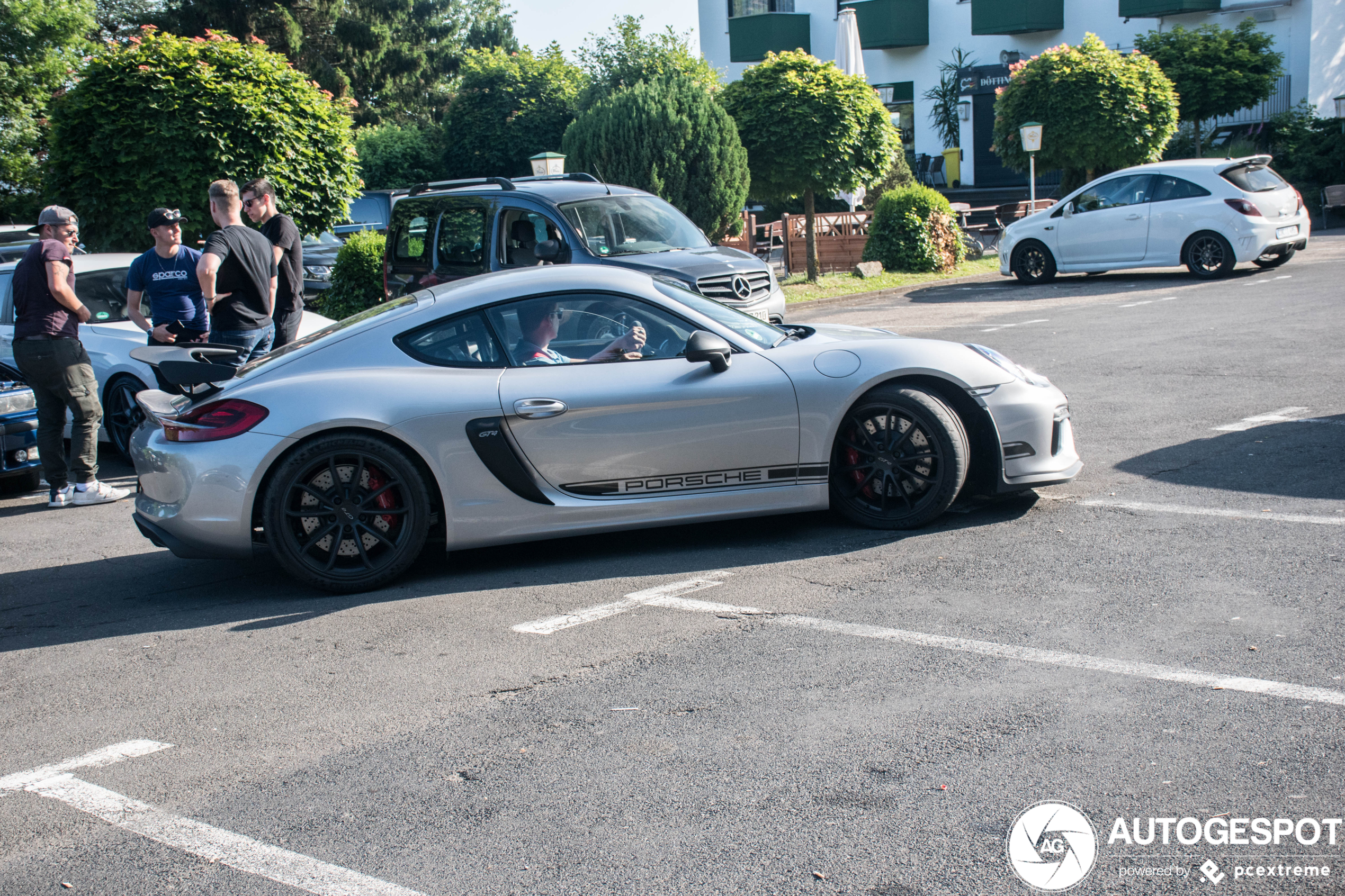 Porsche 981 Cayman GT4