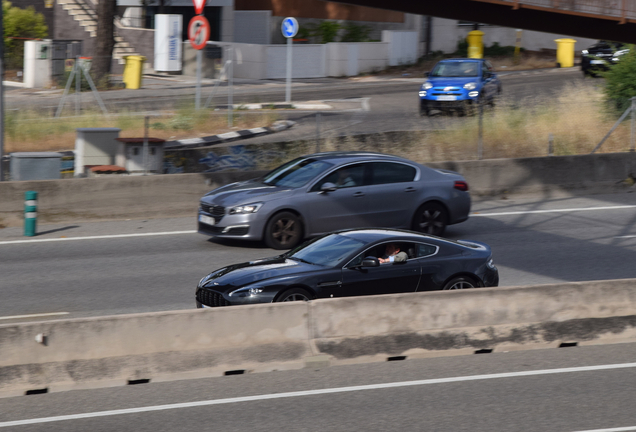 Aston Martin V8 Vantage S