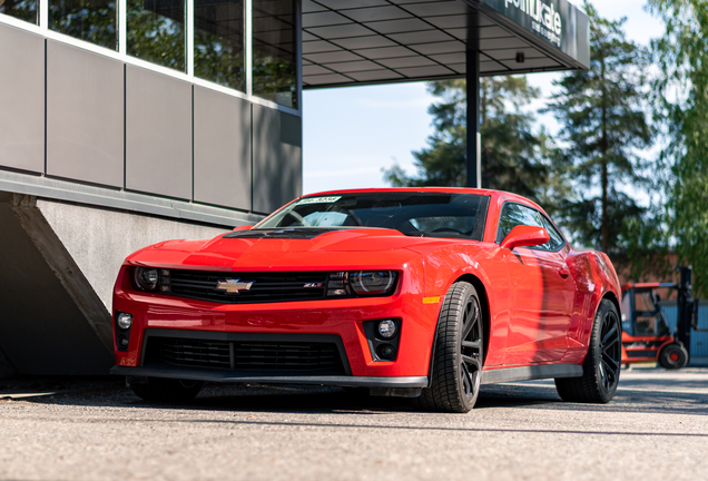 Chevrolet Camaro ZL1 2014