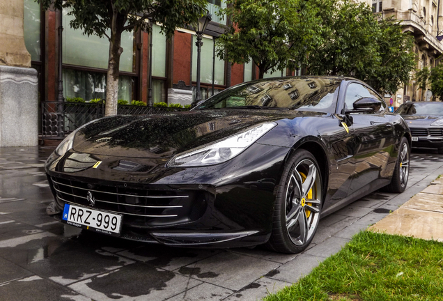 Ferrari GTC4Lusso