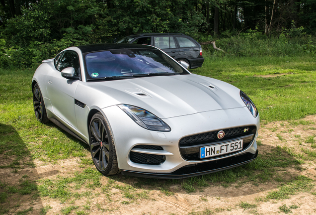 Jaguar F-TYPE R Coupé 2017