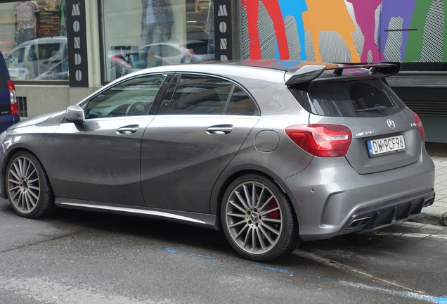 Mercedes-AMG A 45 W176 2015