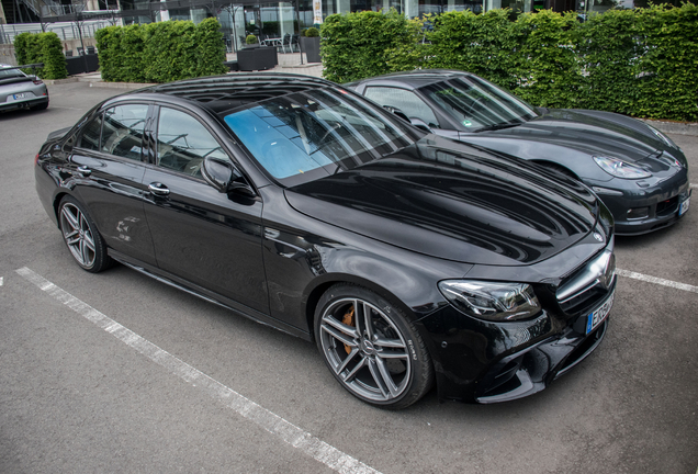 Mercedes-AMG E 63 S W213