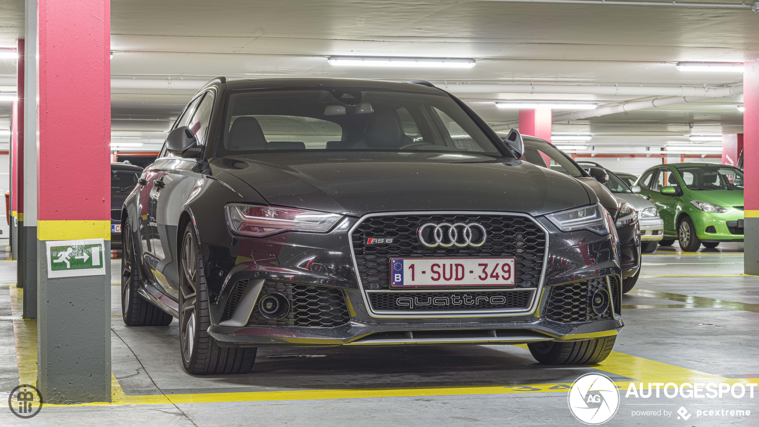 Audi RS6 Avant C7 2015