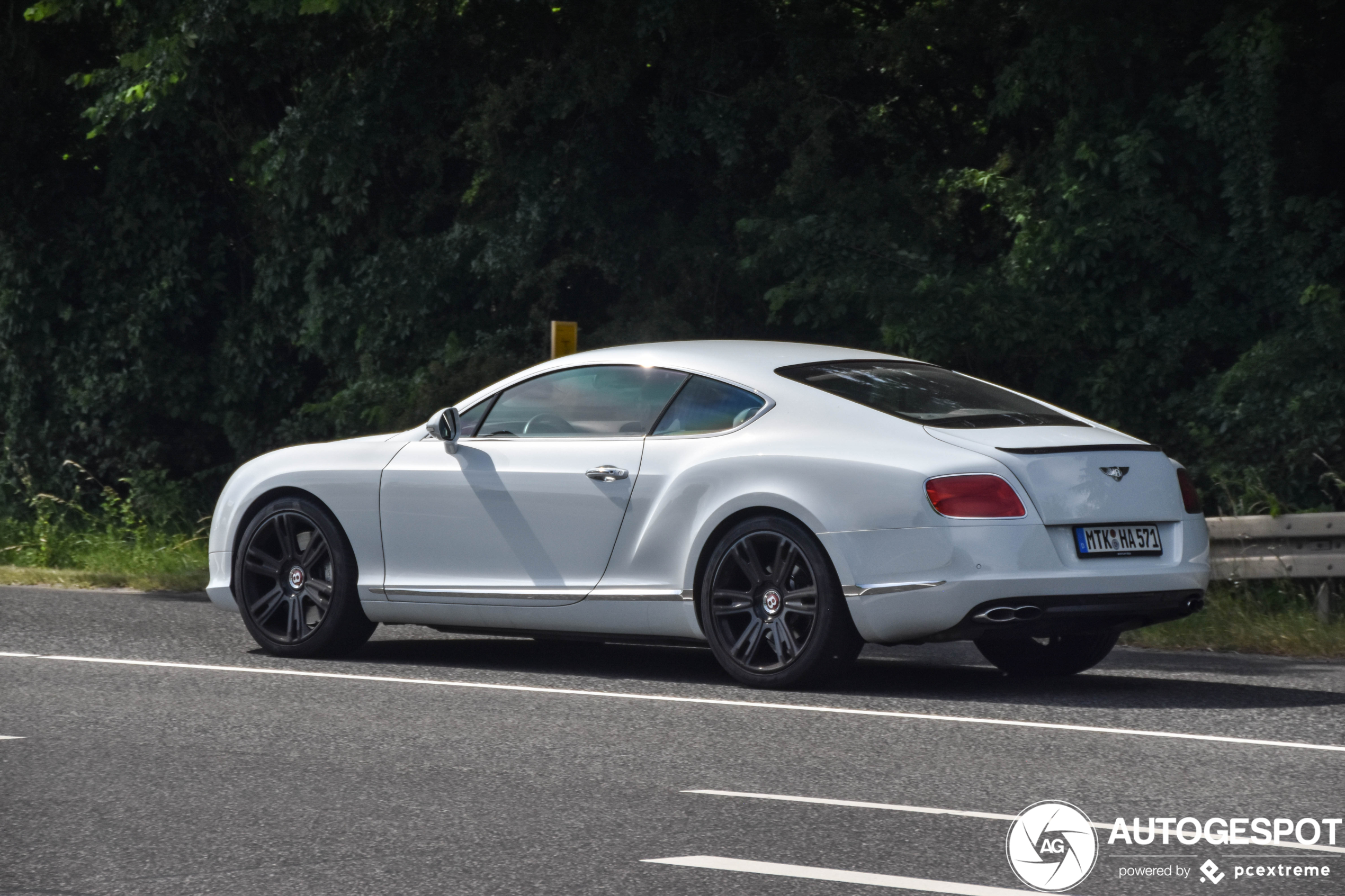 Bentley Continental GT V8