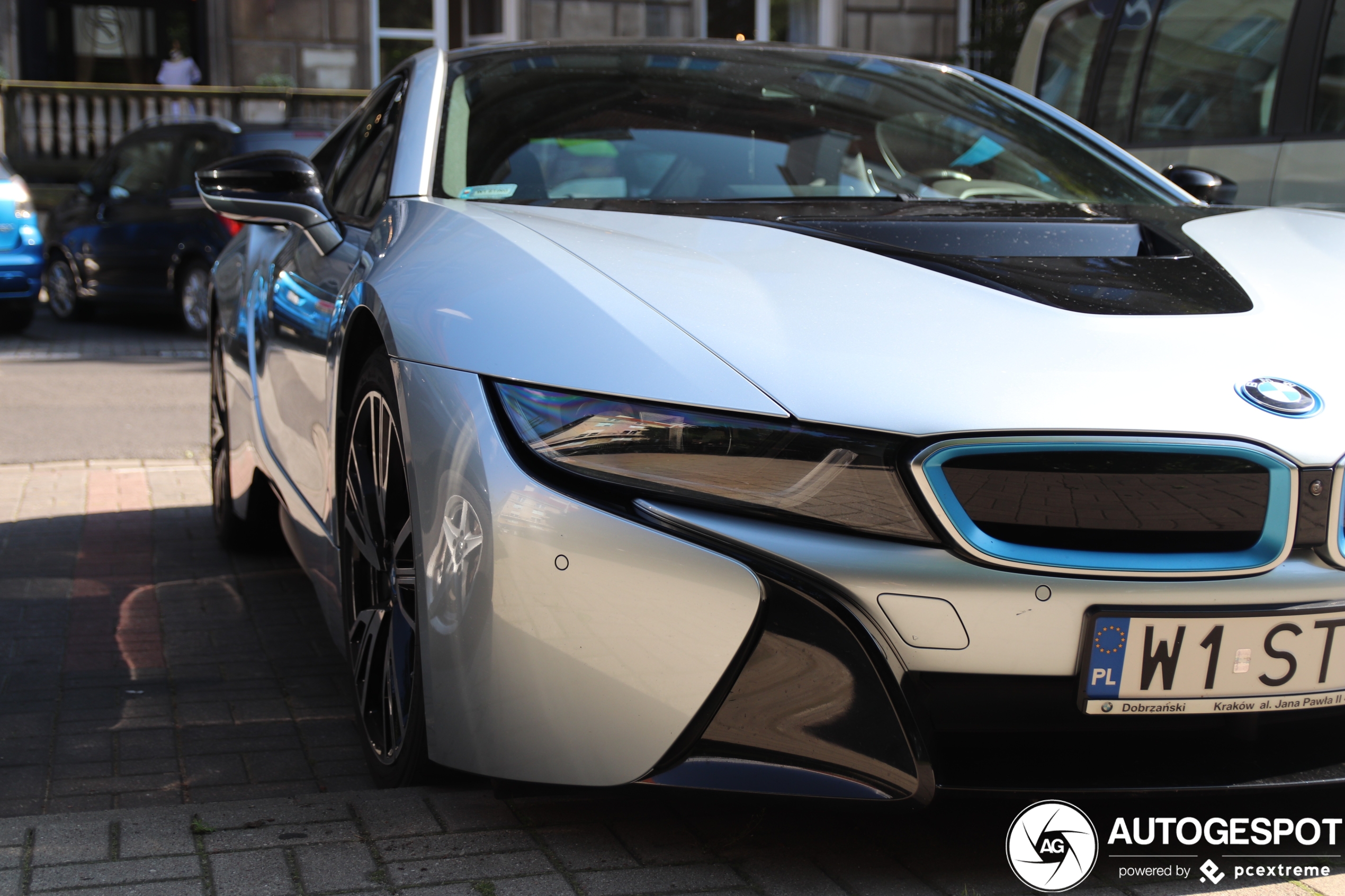 BMW i8