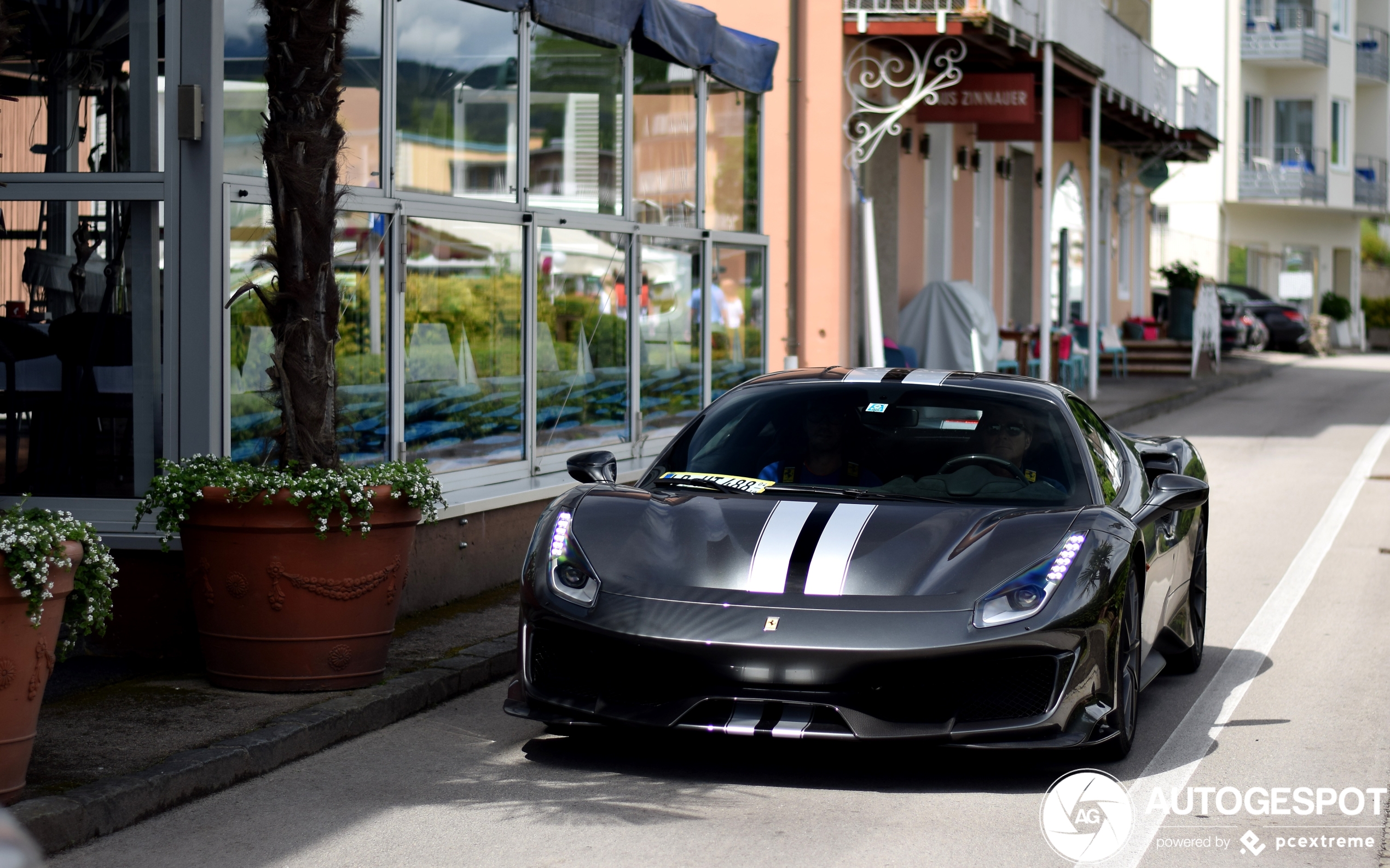 Weer een sloot aan Ferrari's 488 Pista gespot