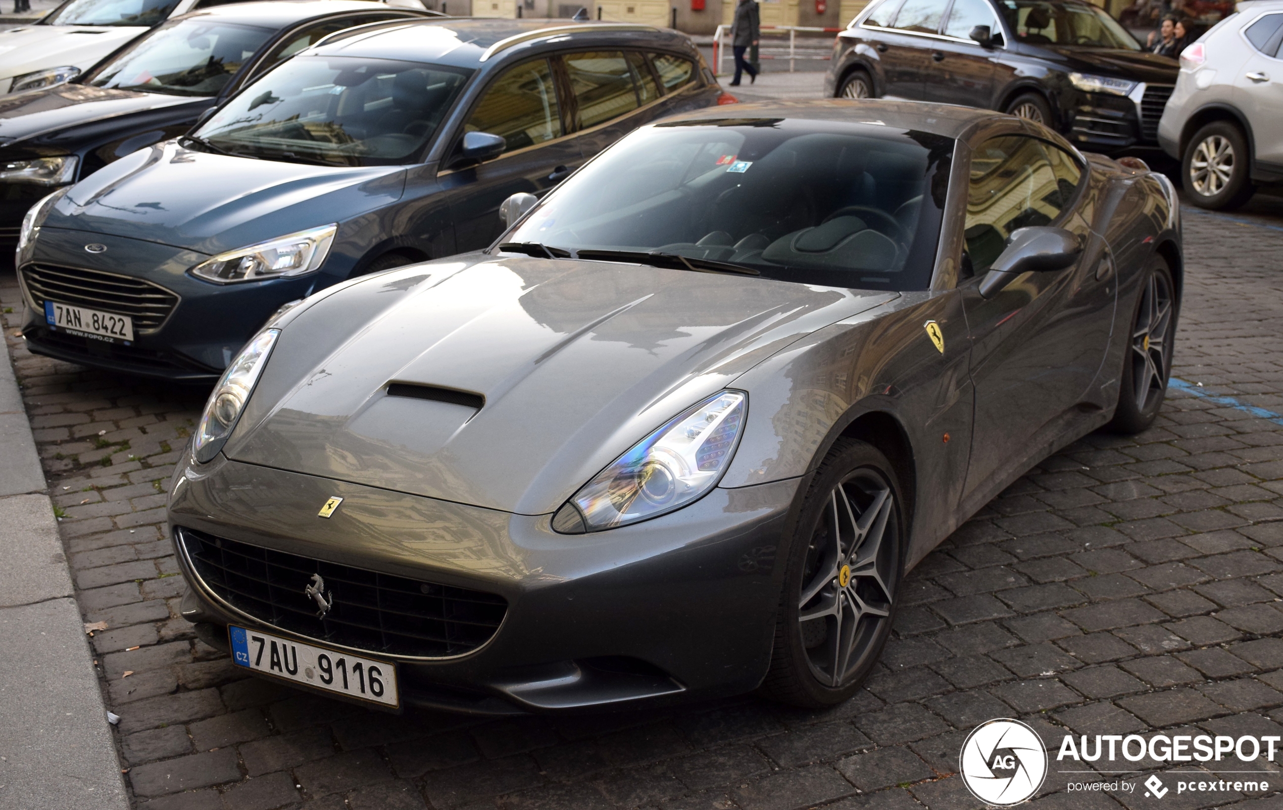 Ferrari California