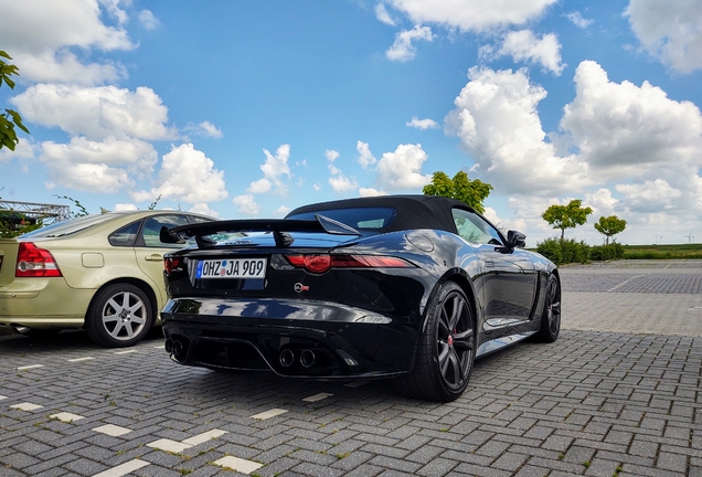 Jaguar F-TYPE SVR Convertible 2017