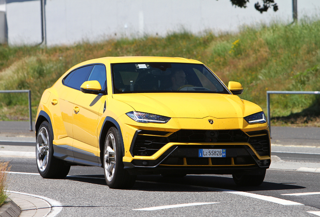 Lamborghini Urus