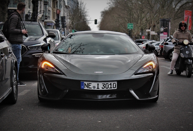 McLaren 570GT