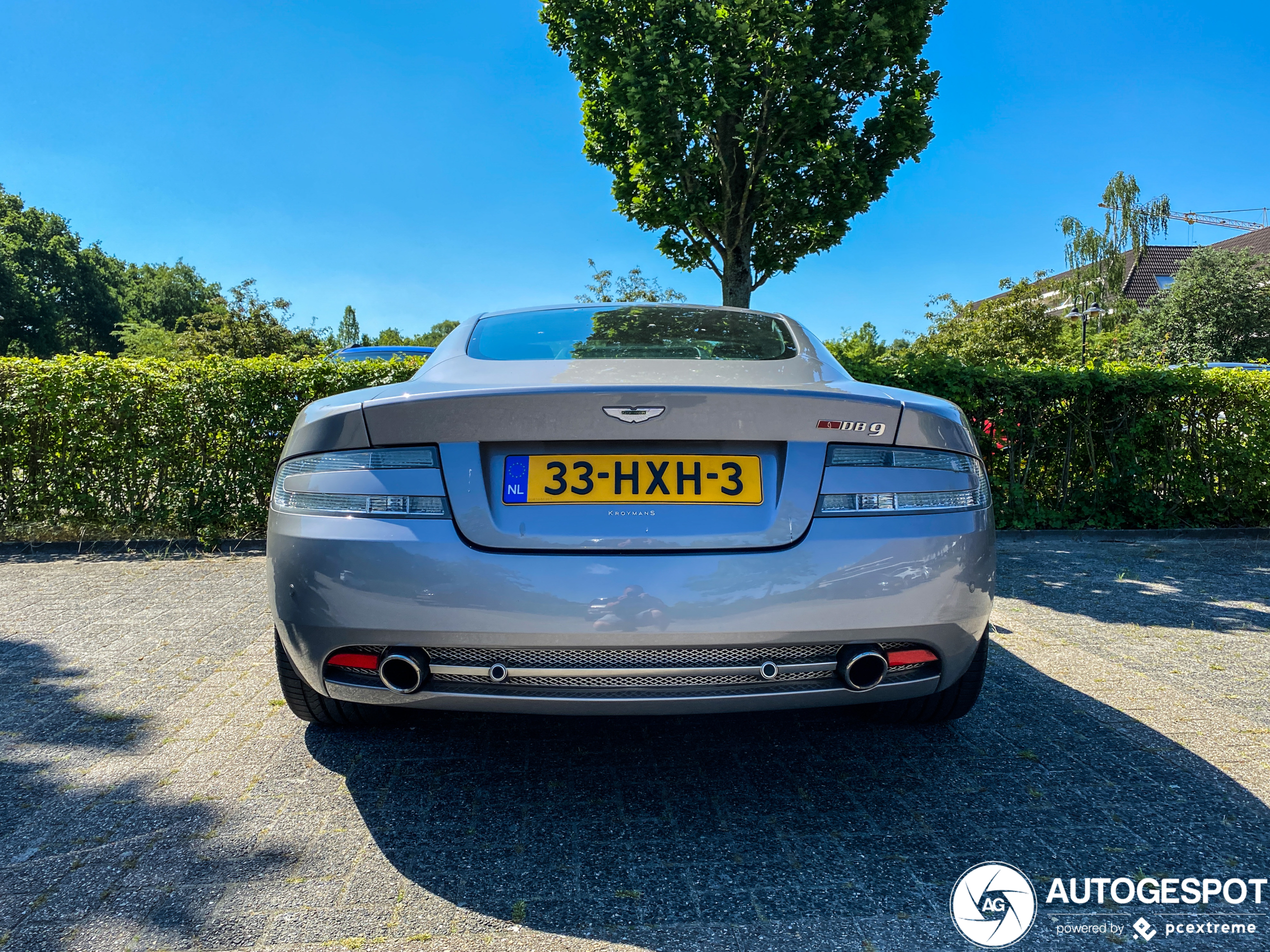 Aston Martin DB9 LM