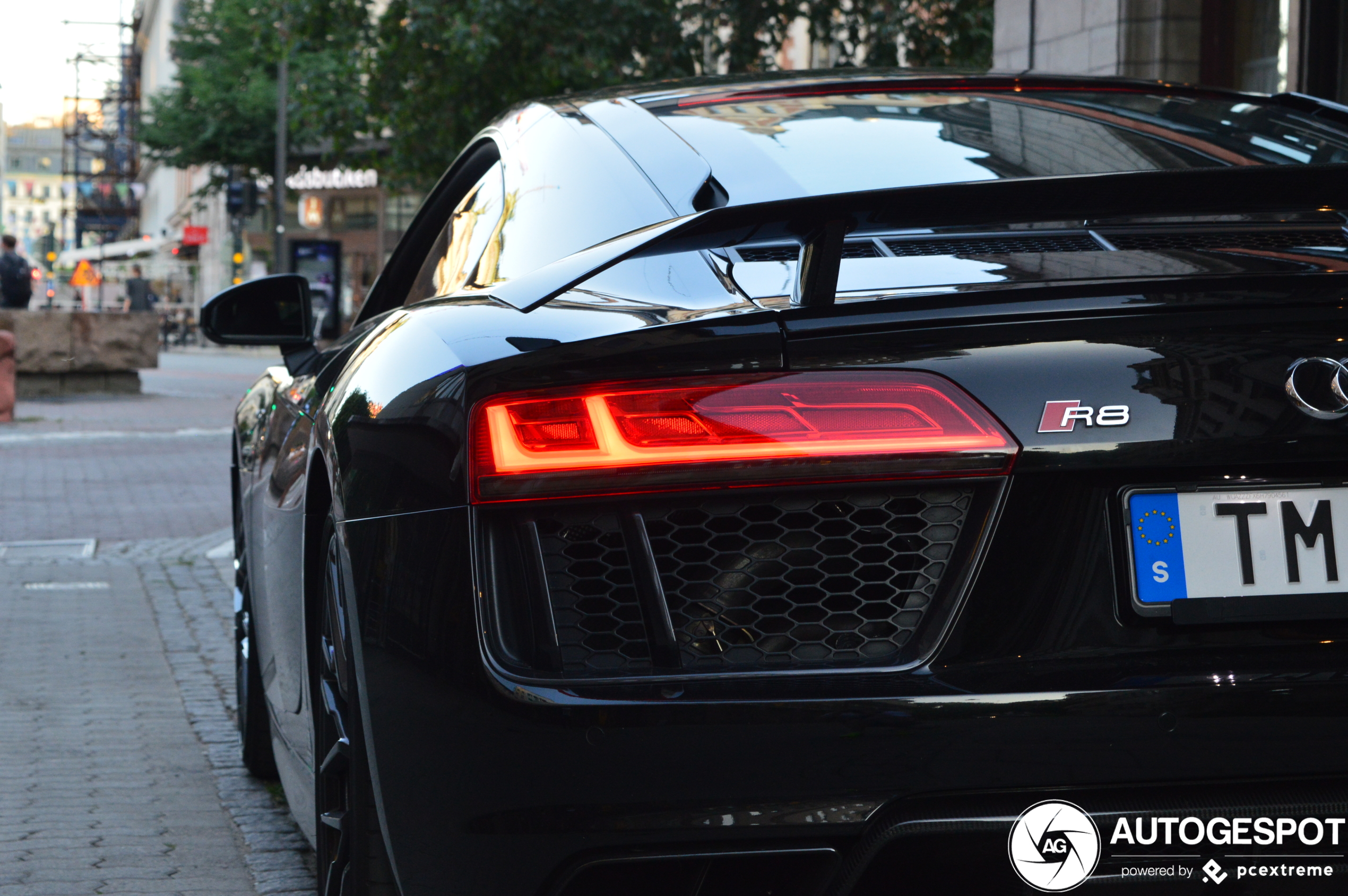 Audi R8 V10 Plus 2015