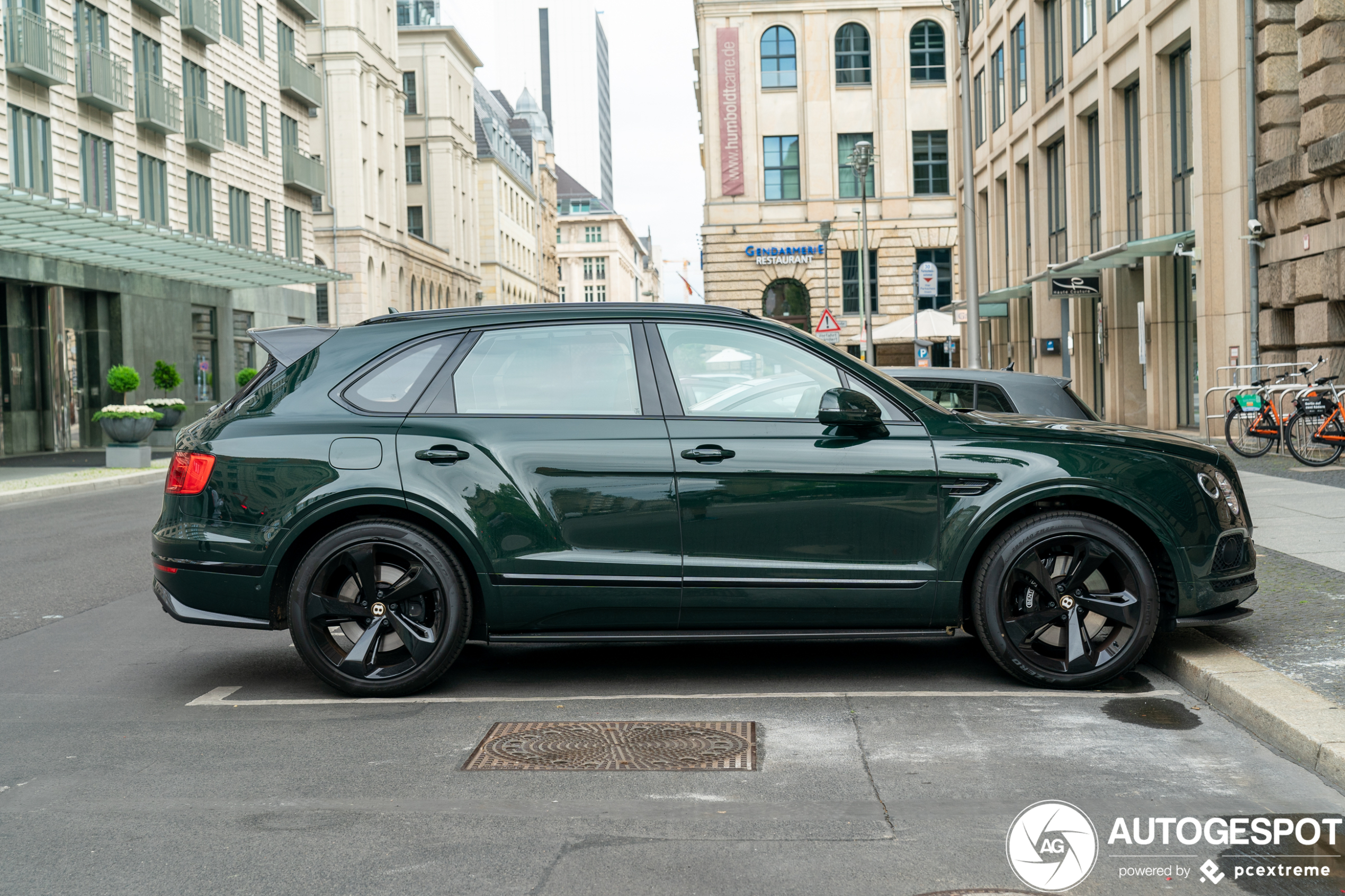 Bentley Bentayga V8