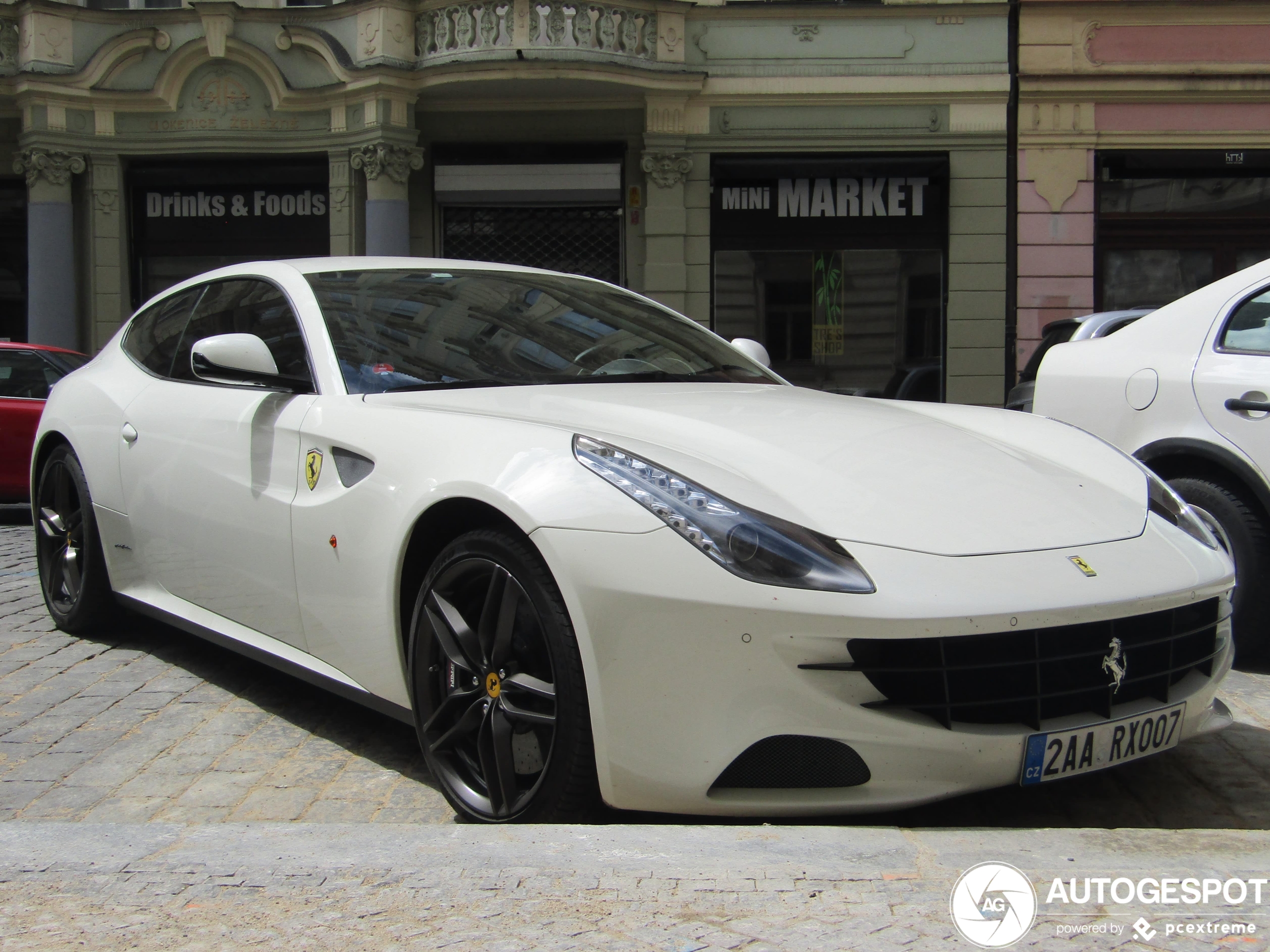 Ferrari FF