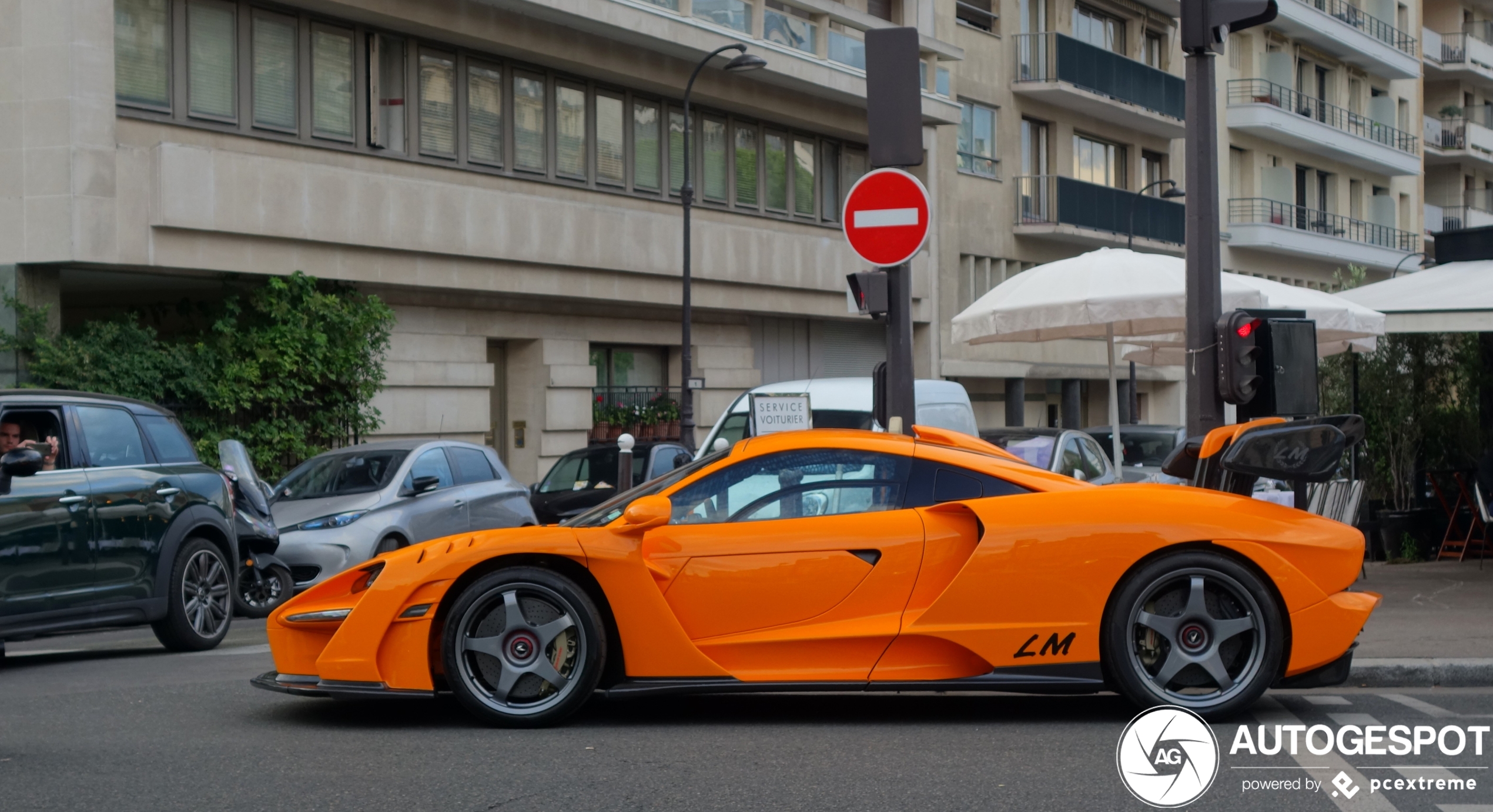 McLaren Senna LM zorgt voor kleur in Parijs