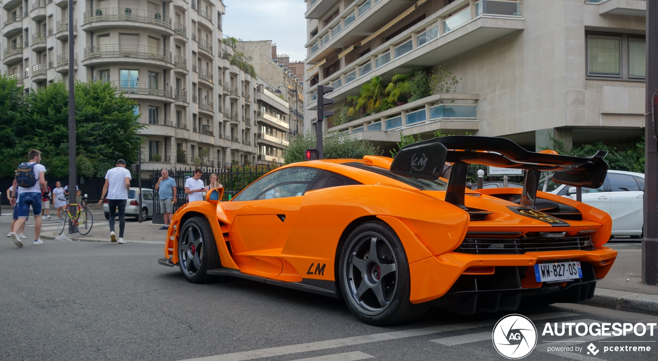 McLaren Senna LM zorgt voor kleur in Parijs