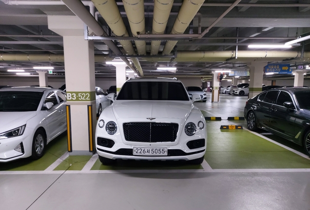 Bentley Bentayga V8