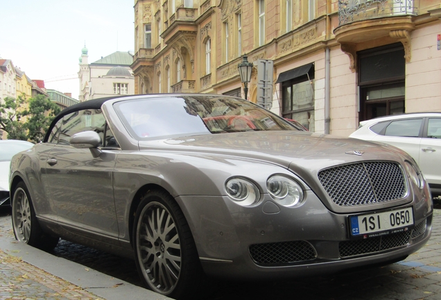 Bentley Continental GTC