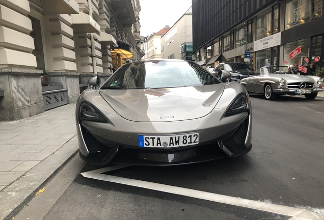 McLaren 570GT