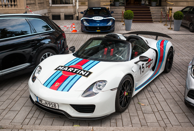 Porsche 918 Spyder Weissach Package