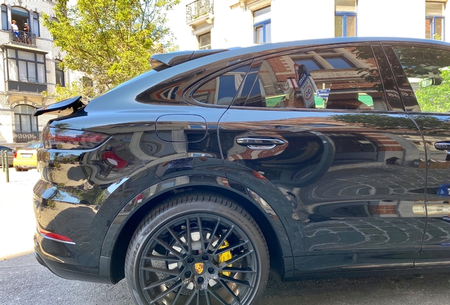 Porsche Cayenne Coupé Turbo S E-Hybrid