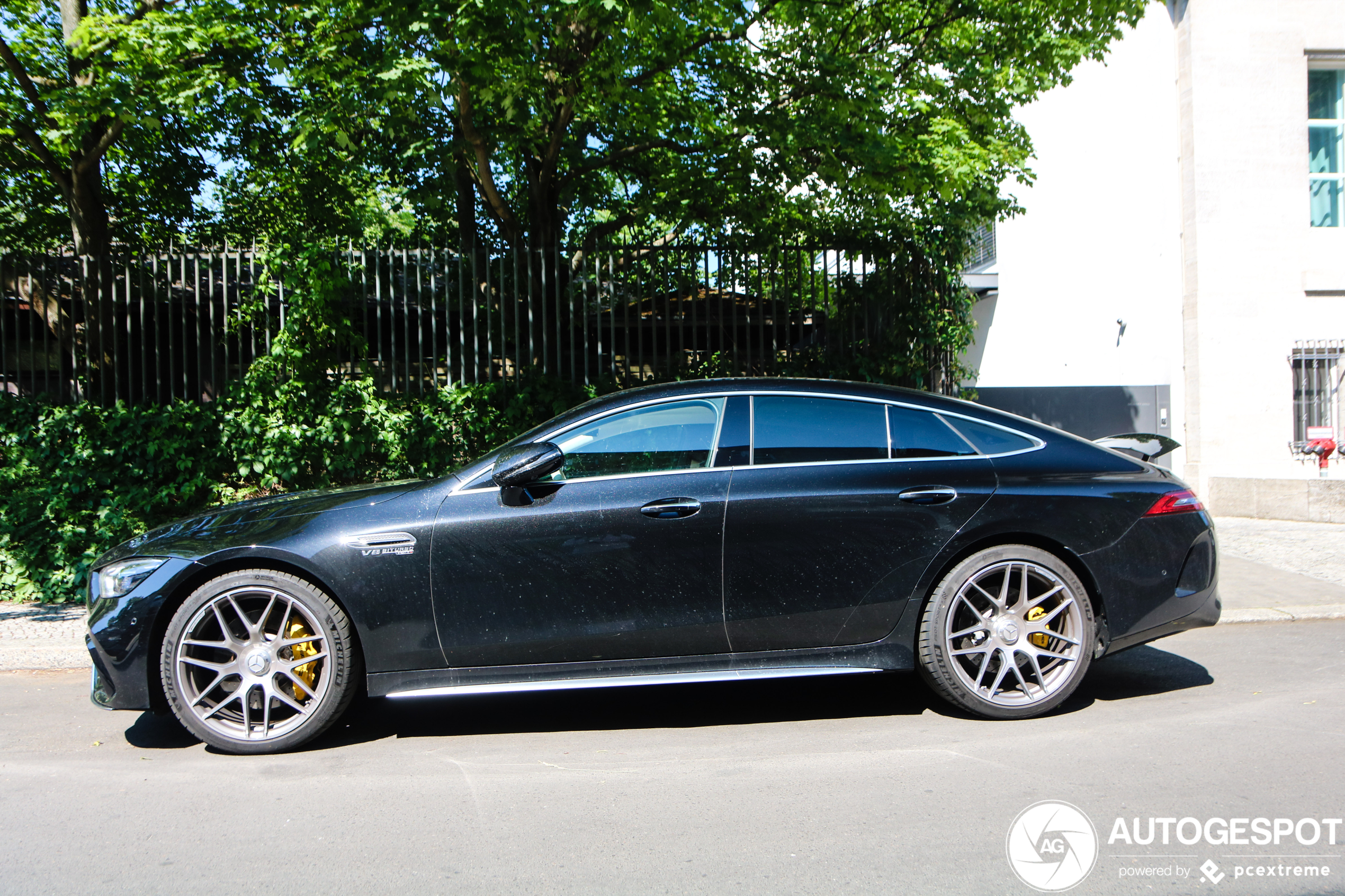 Mercedes-AMG GT 63 S X290