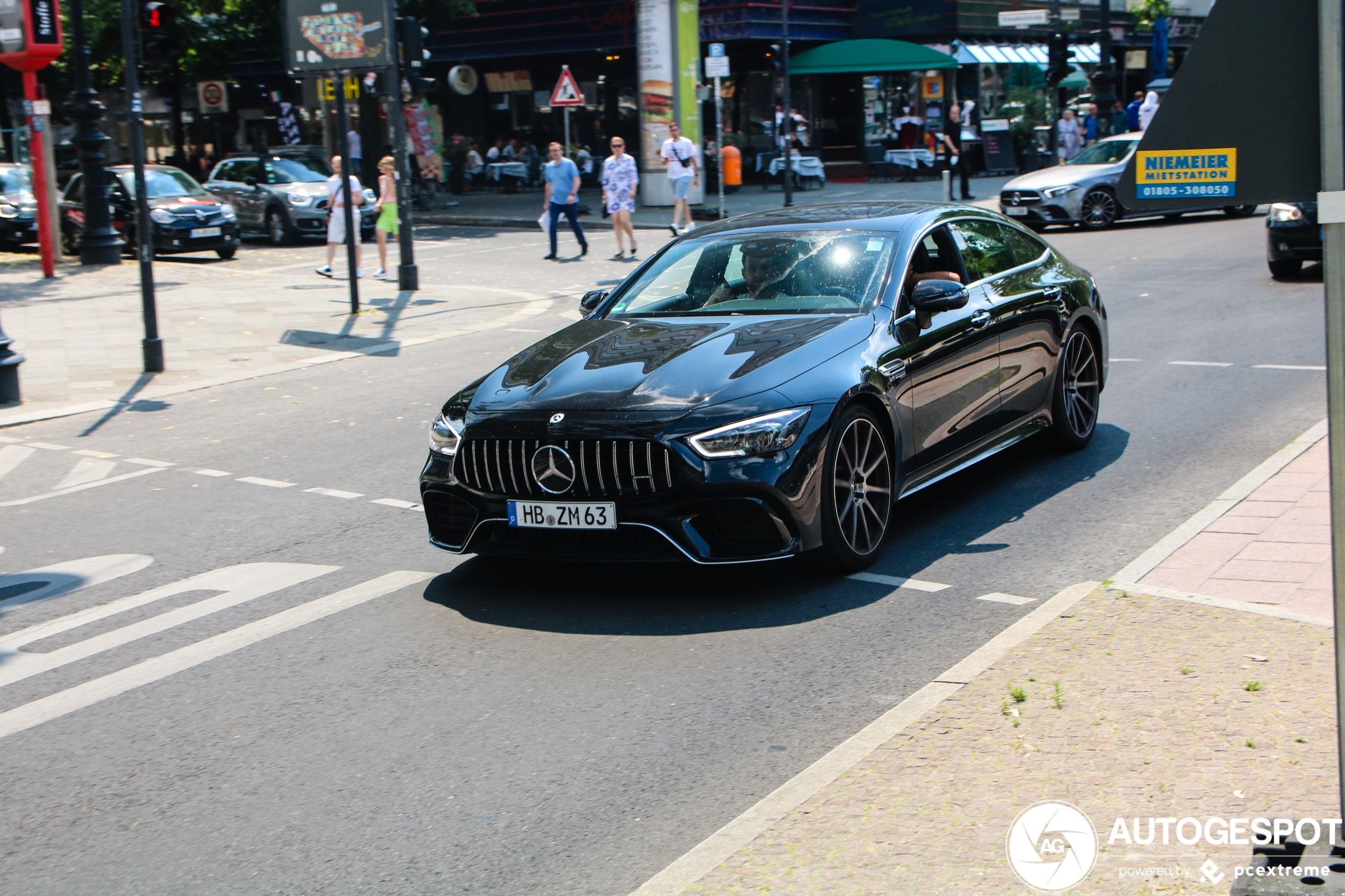 Mercedes-AMG GT 63 X290