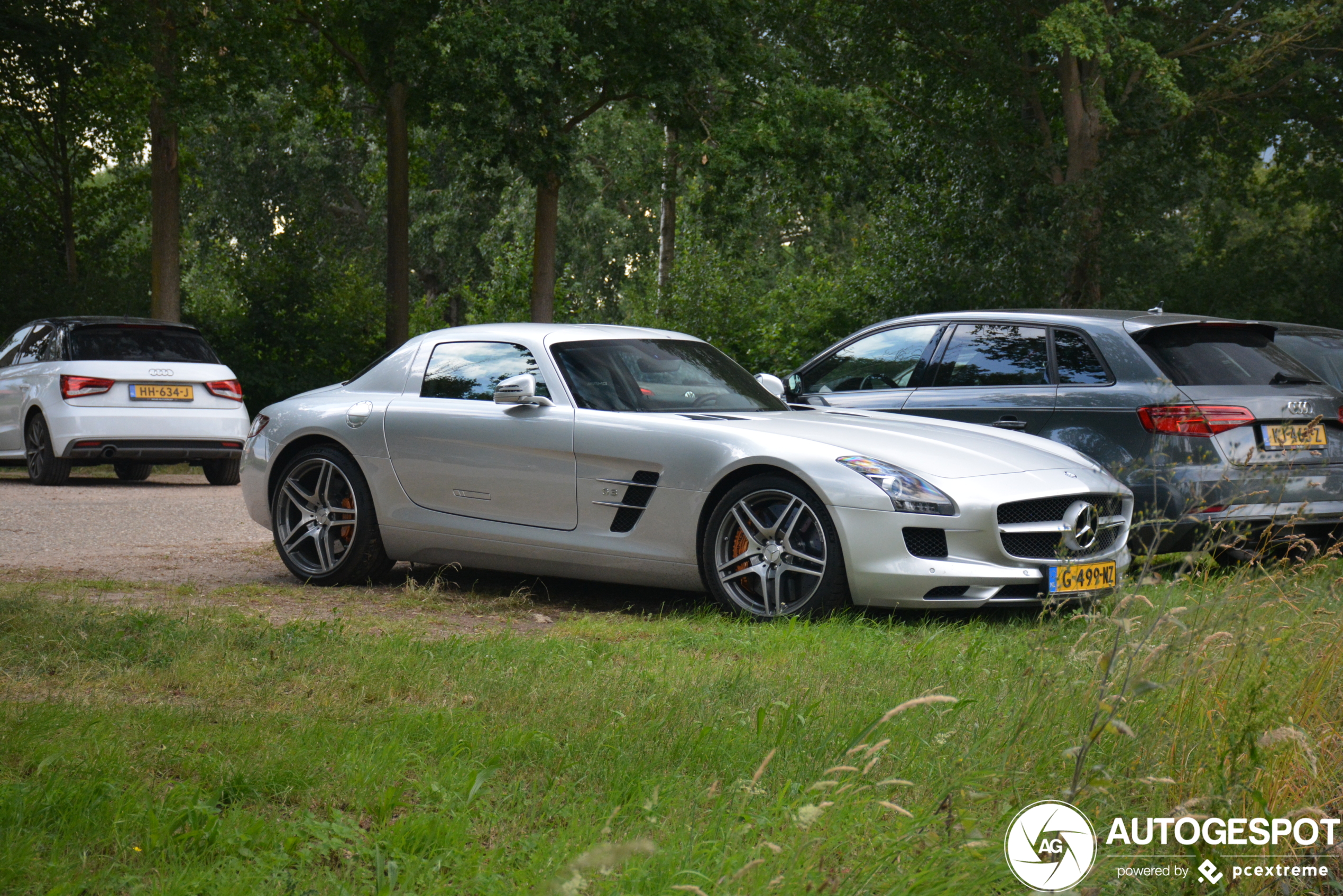 Mercedes-Benz SLS AMG