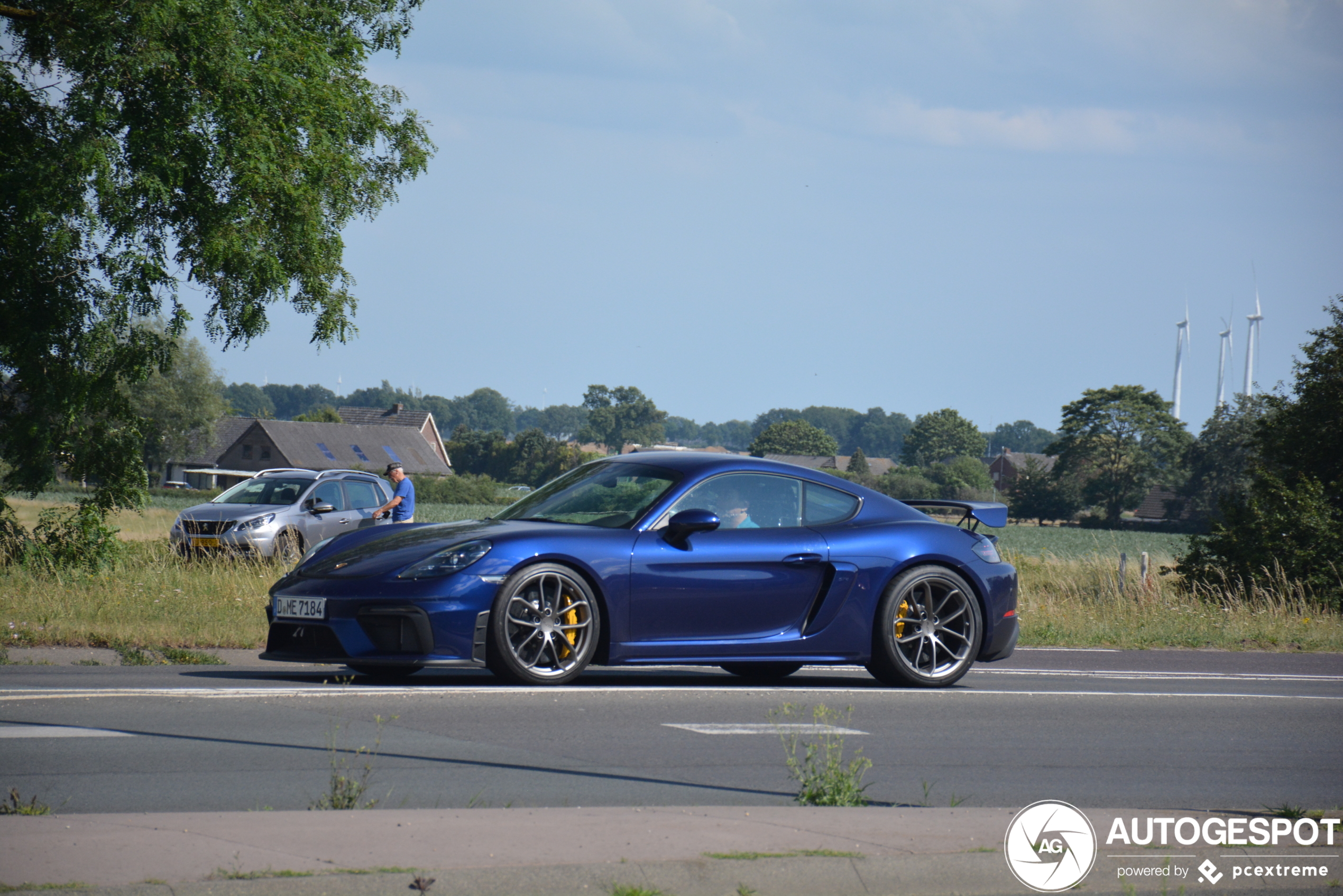 Porsche 718 Cayman GT4