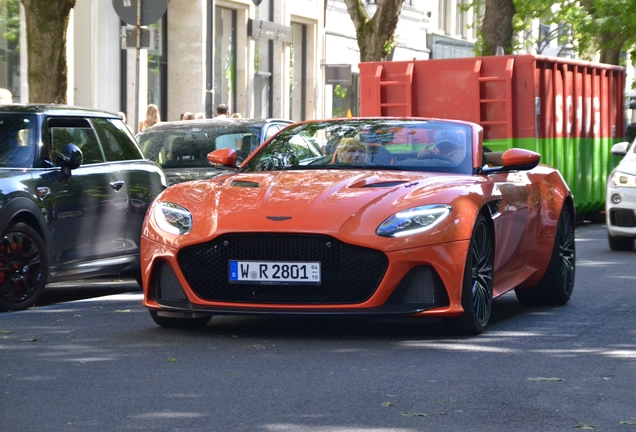 Aston Martin DBS Superleggera Volante