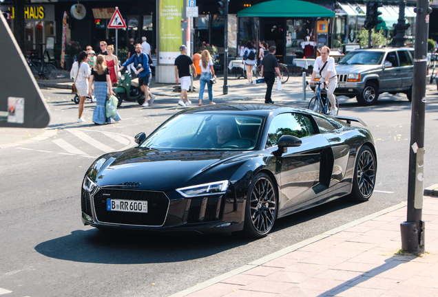 Audi R8 V10 Plus 2015