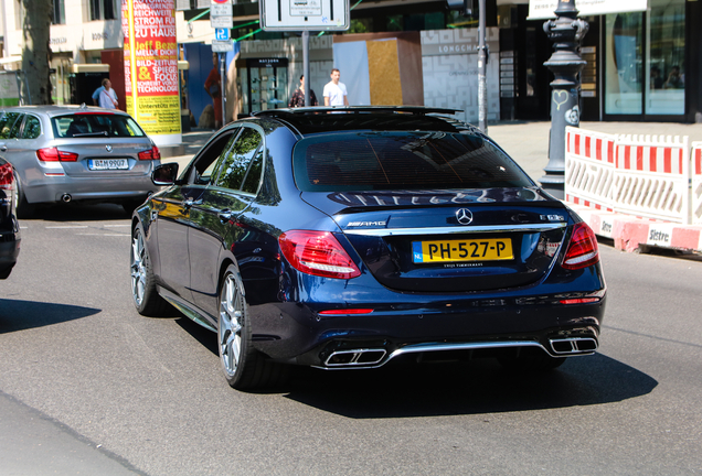 Mercedes-AMG E 63 S W213