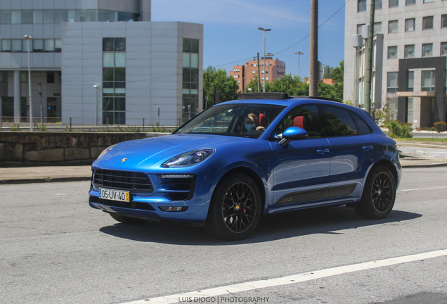 Porsche 95B Macan GTS