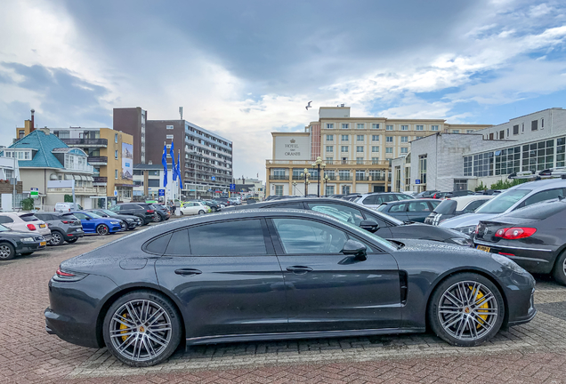 Porsche 971 Panamera Turbo S E-Hybrid Executive