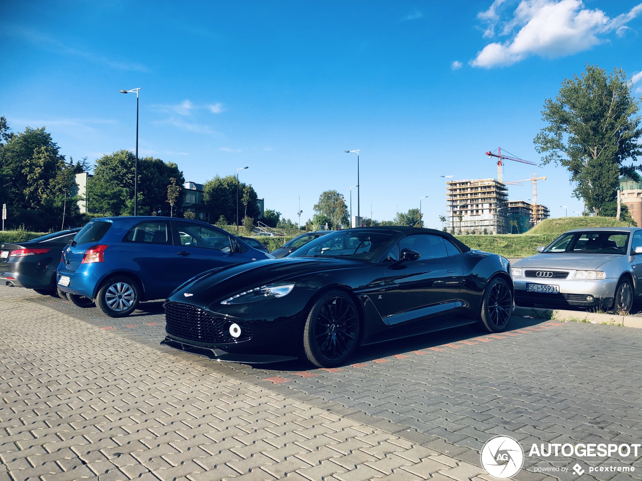 Aston Martin Vanquish Volante Zagato is op zwart gegaan