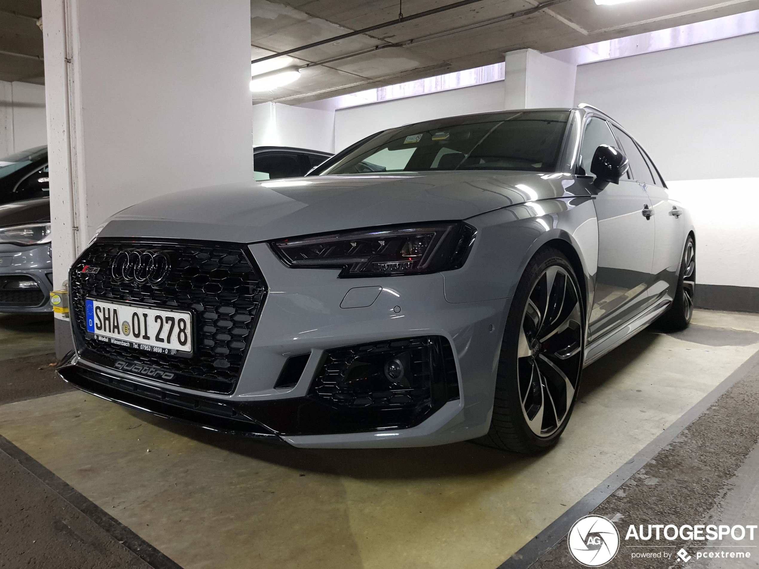 Audi RS4 Avant B9