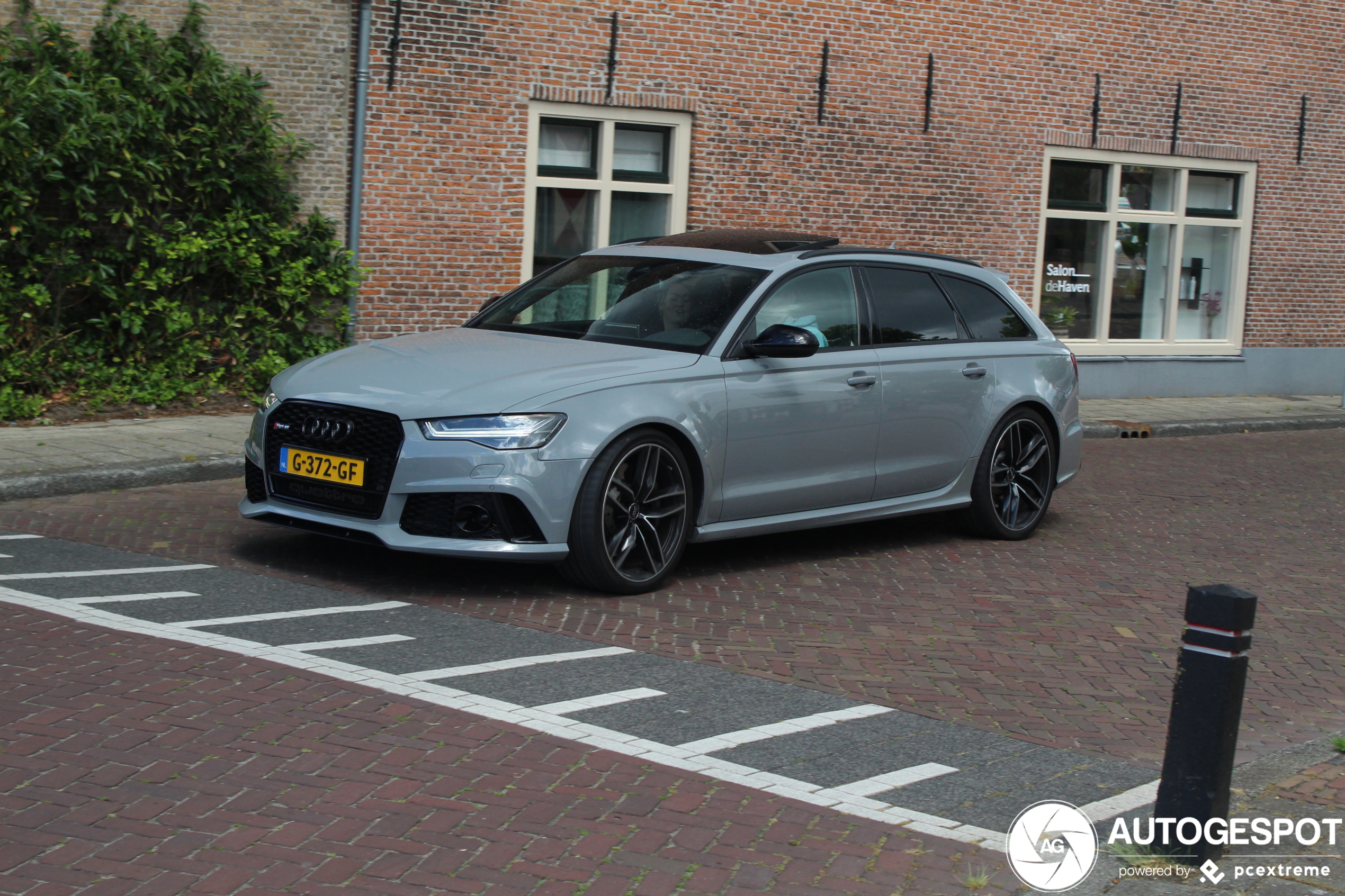 Audi RS6 Avant C7 2015